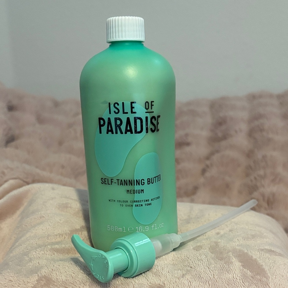Isle of Paradise Self-Tanning Butter - Medium, Mint Green